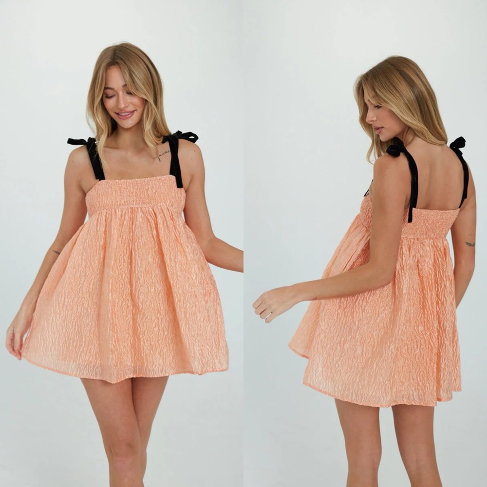 NWT Klesis Madi Satin Crinkle Velvet Tie Strap Babydoll Dress Medium